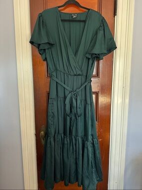 City Chic Emerald Green Wrap Tiered Midi Dress - 16